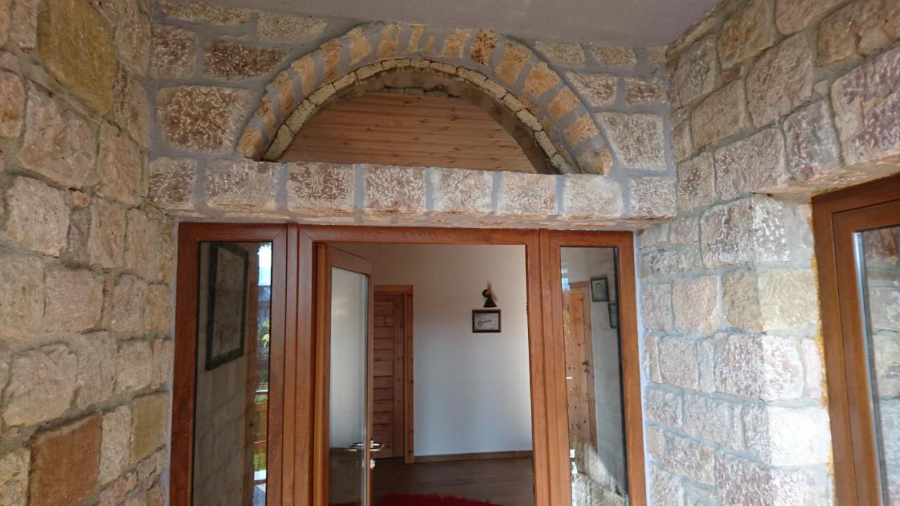 Bujtina Shkodrani Bed & Breakfast วอสโคโพเยอ ภายนอก รูปภาพ
